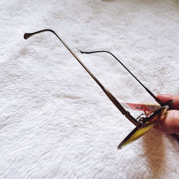 Brielle Bright Red Polarized Mirrored Sunglasses - Picture 6 of 14